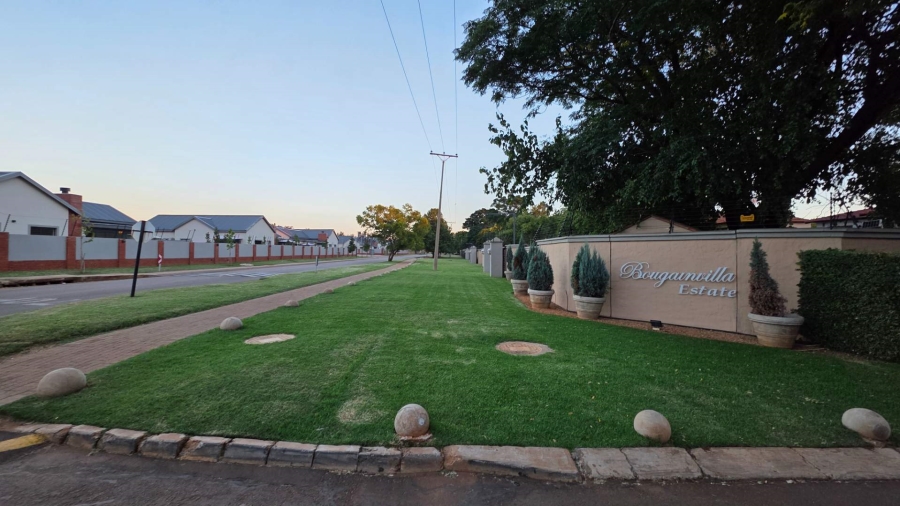 4 Bedroom Property for Sale in Melodie North West